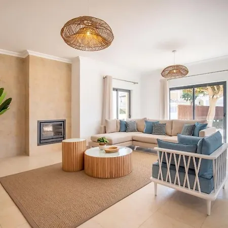 Vila Paradise By Blue Diamond 18