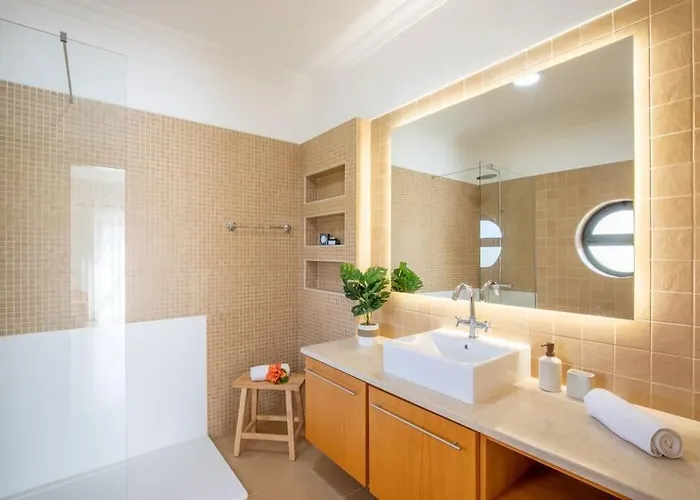 Paradise By Blue Diamond 18 *